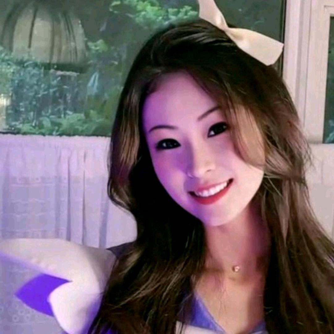 👑佳熙🐍J7