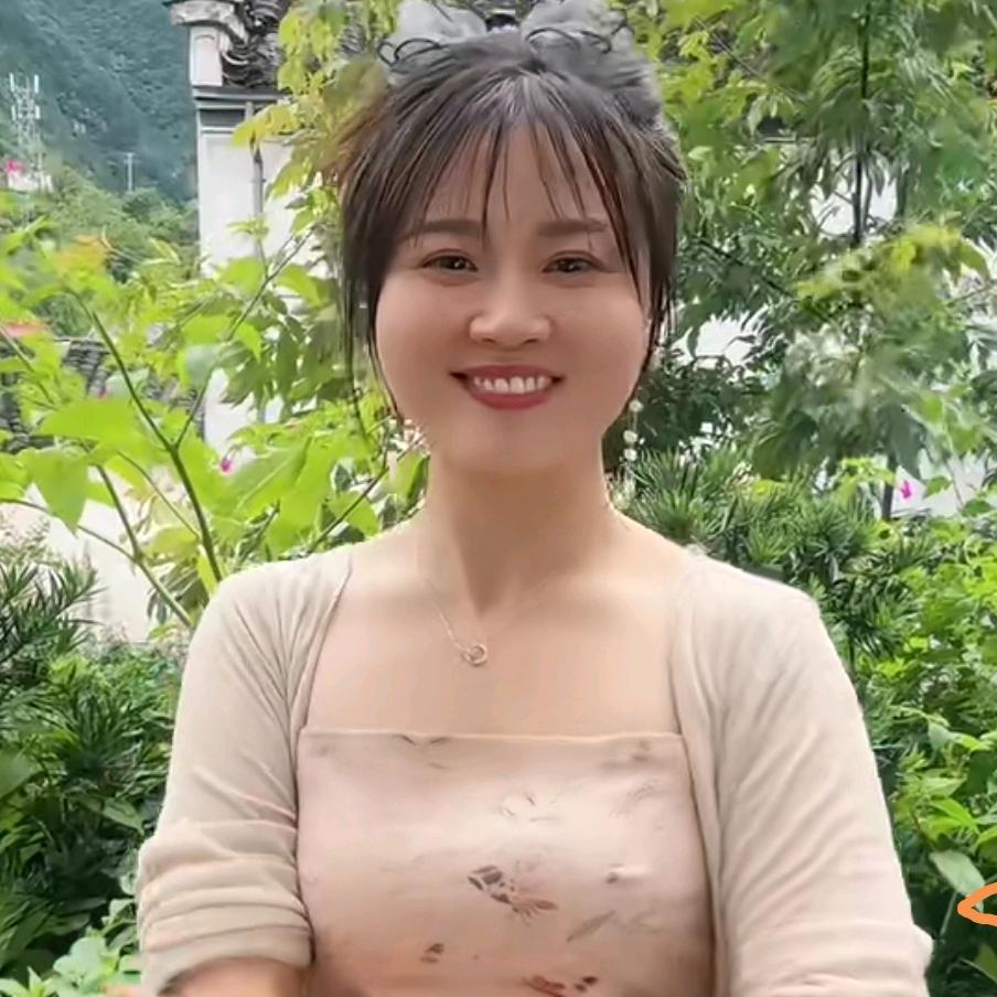 一笑也倾城