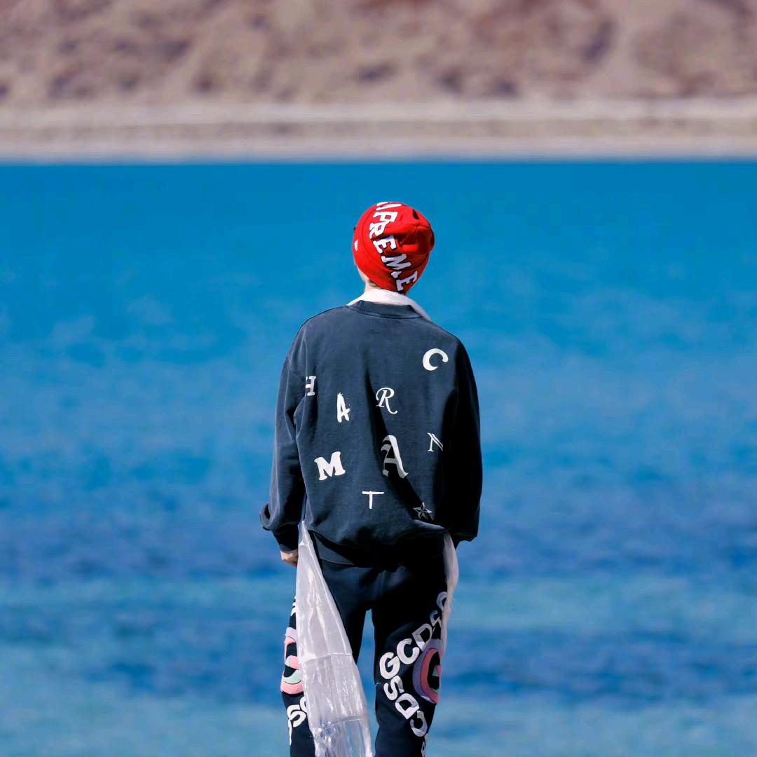三月