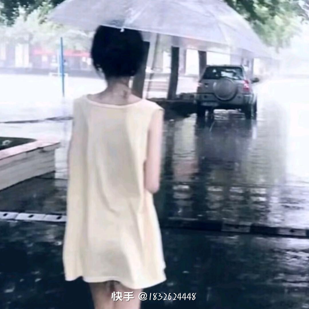 -小 情 緒.🖇️