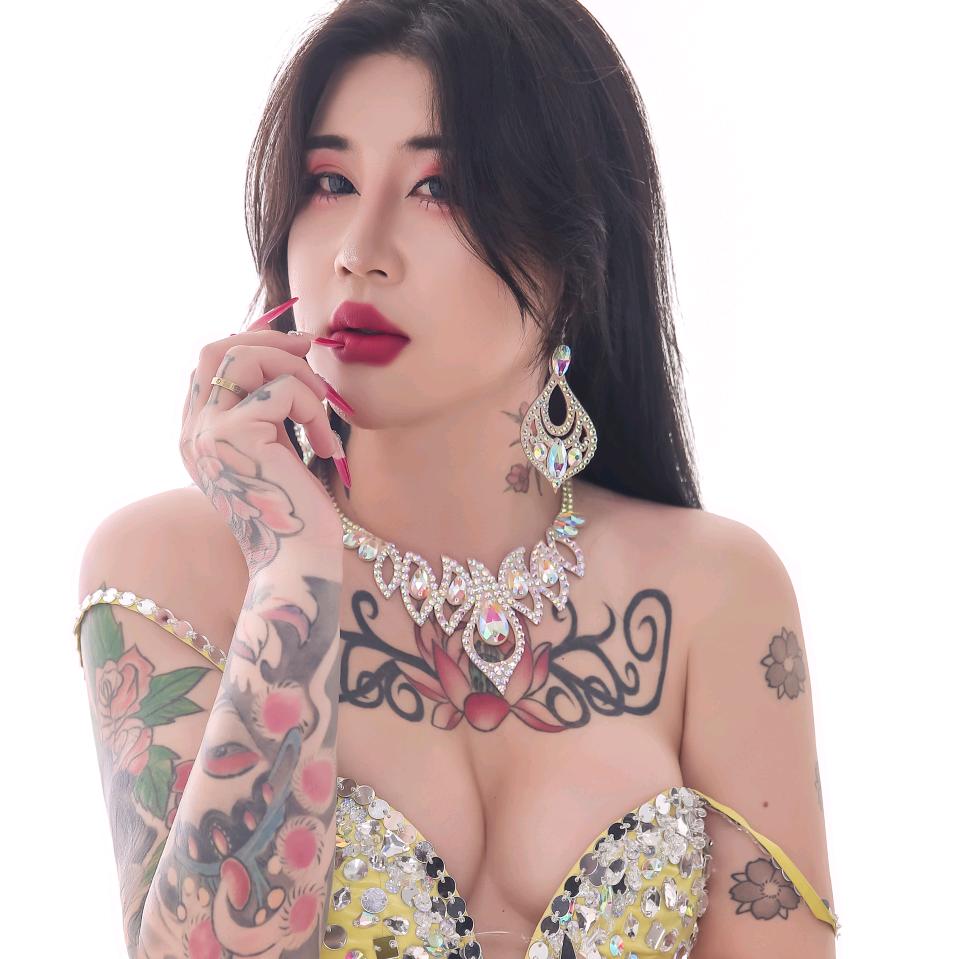 皓月歌房👉久老板