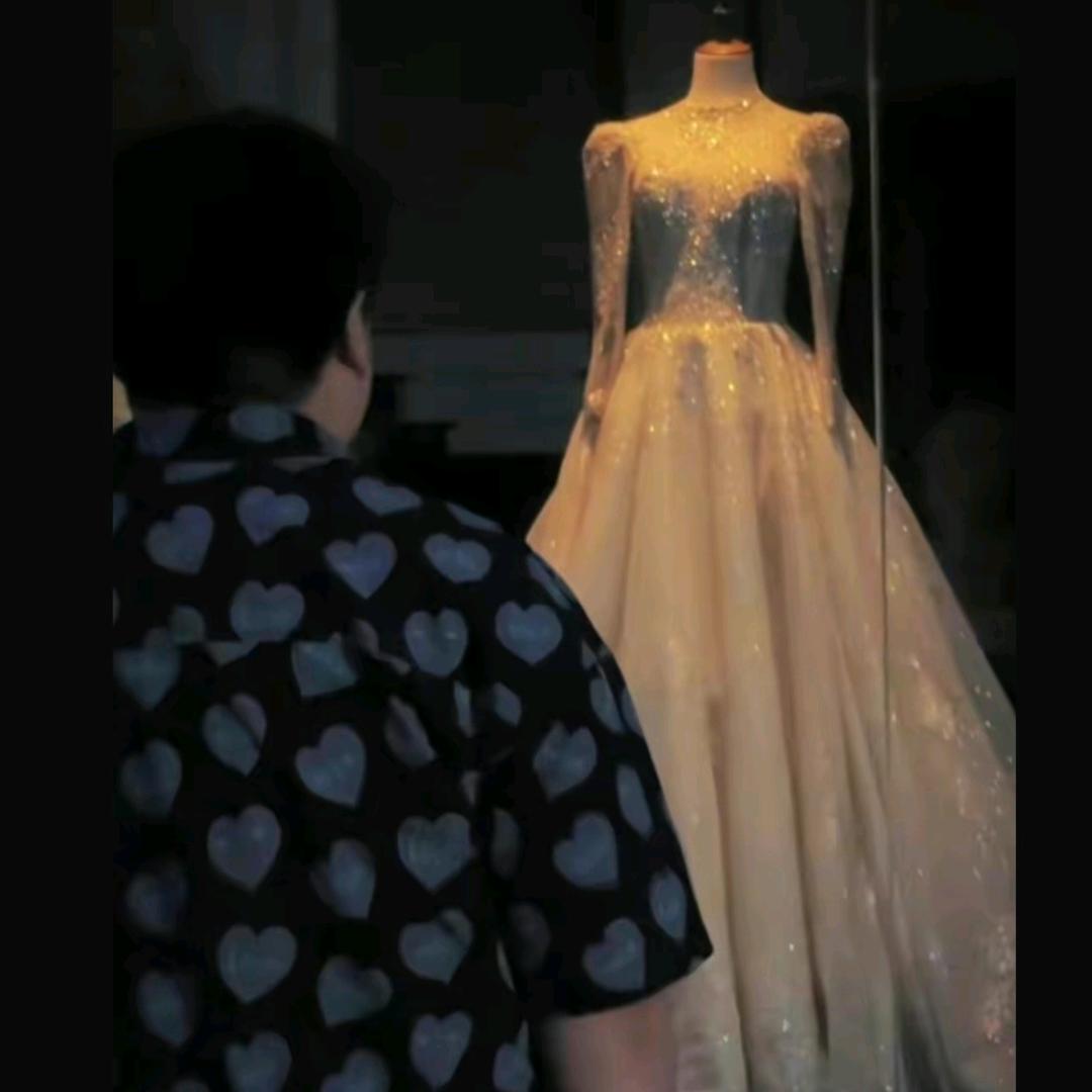 泪水打湿洋芋粑