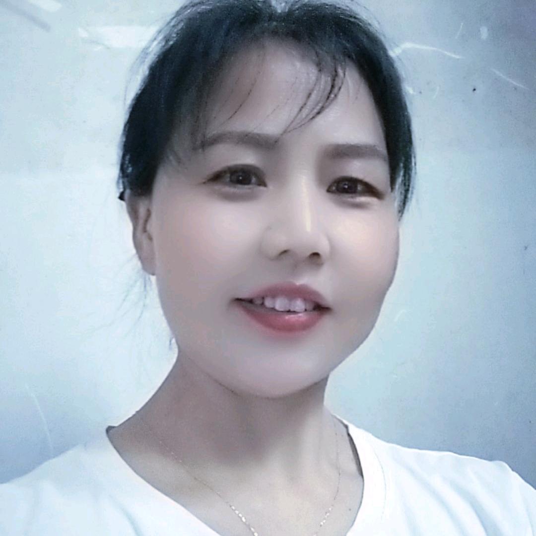 淡然一笑((需要锣鼓就微我))😁😁