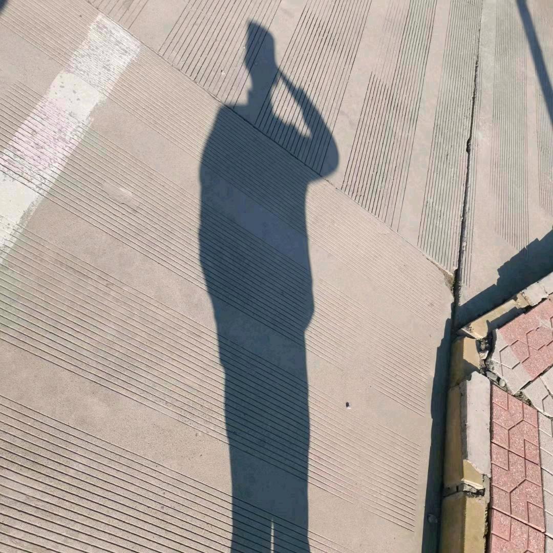 江涷