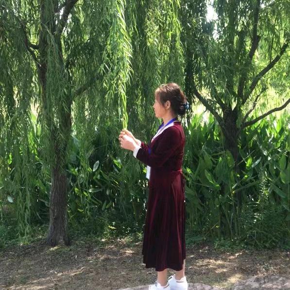 爱玩的我（杨梅）