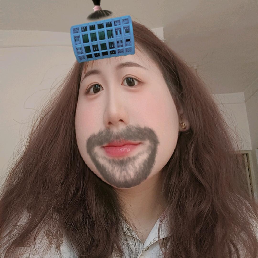 亿点点馕