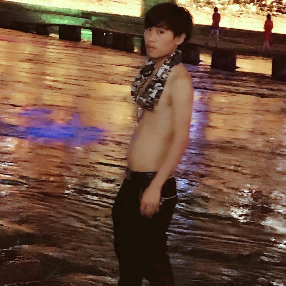 湖南第一帅哥。