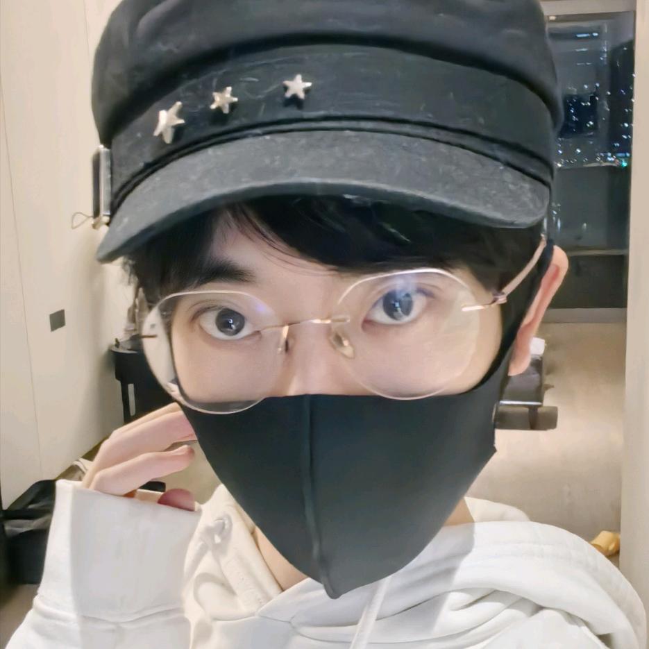 喜欢女仆装的凛凛