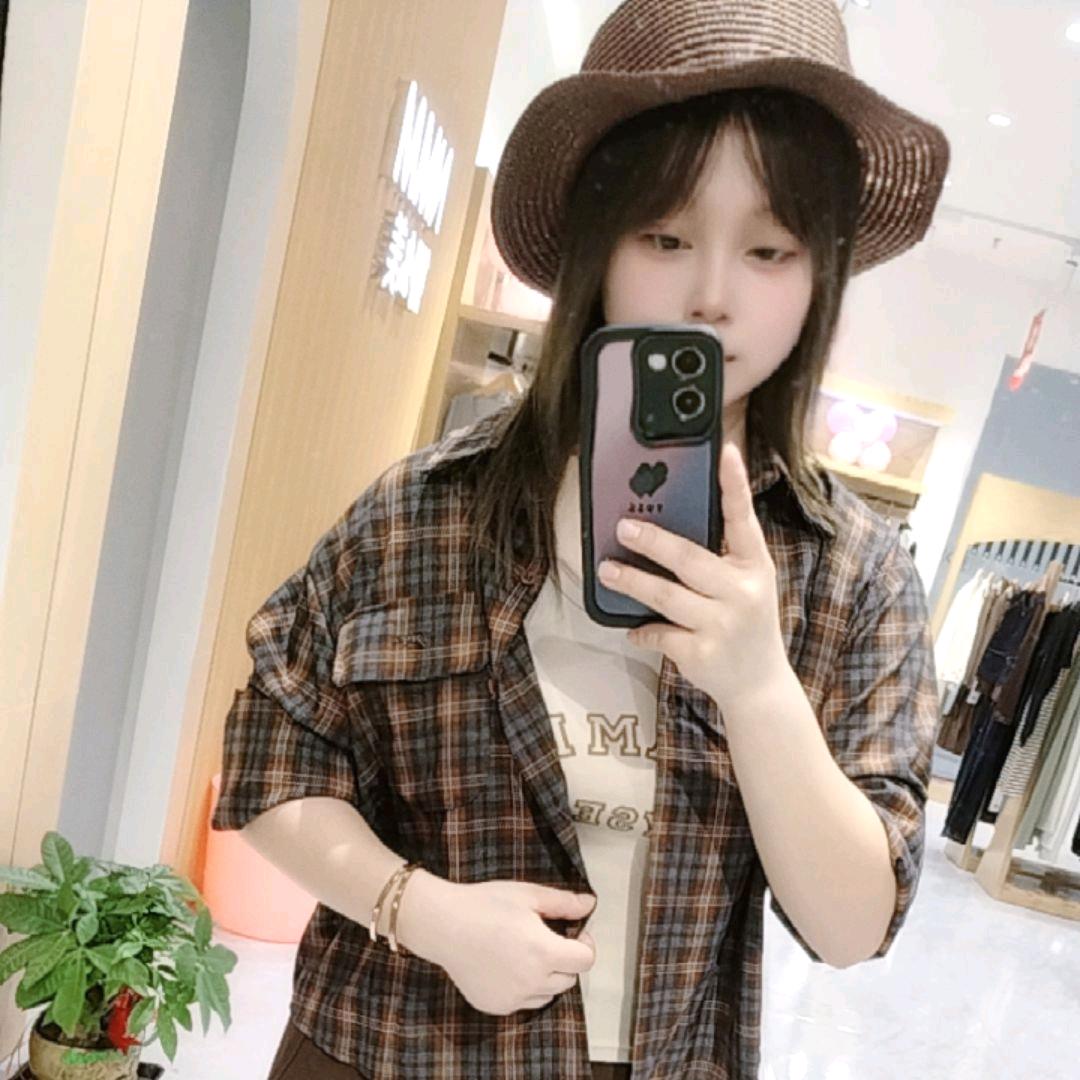 wN💕六月🐯（汪家姑娘）