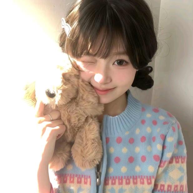 椿至湫.^ฅ🦋🎄