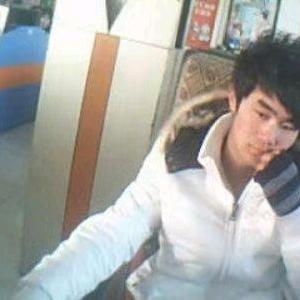 梦里欢笑岁月不回头