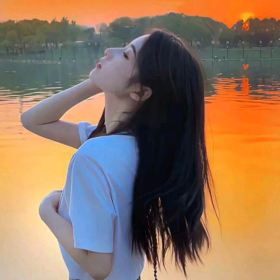 月亮🌙小姐姐