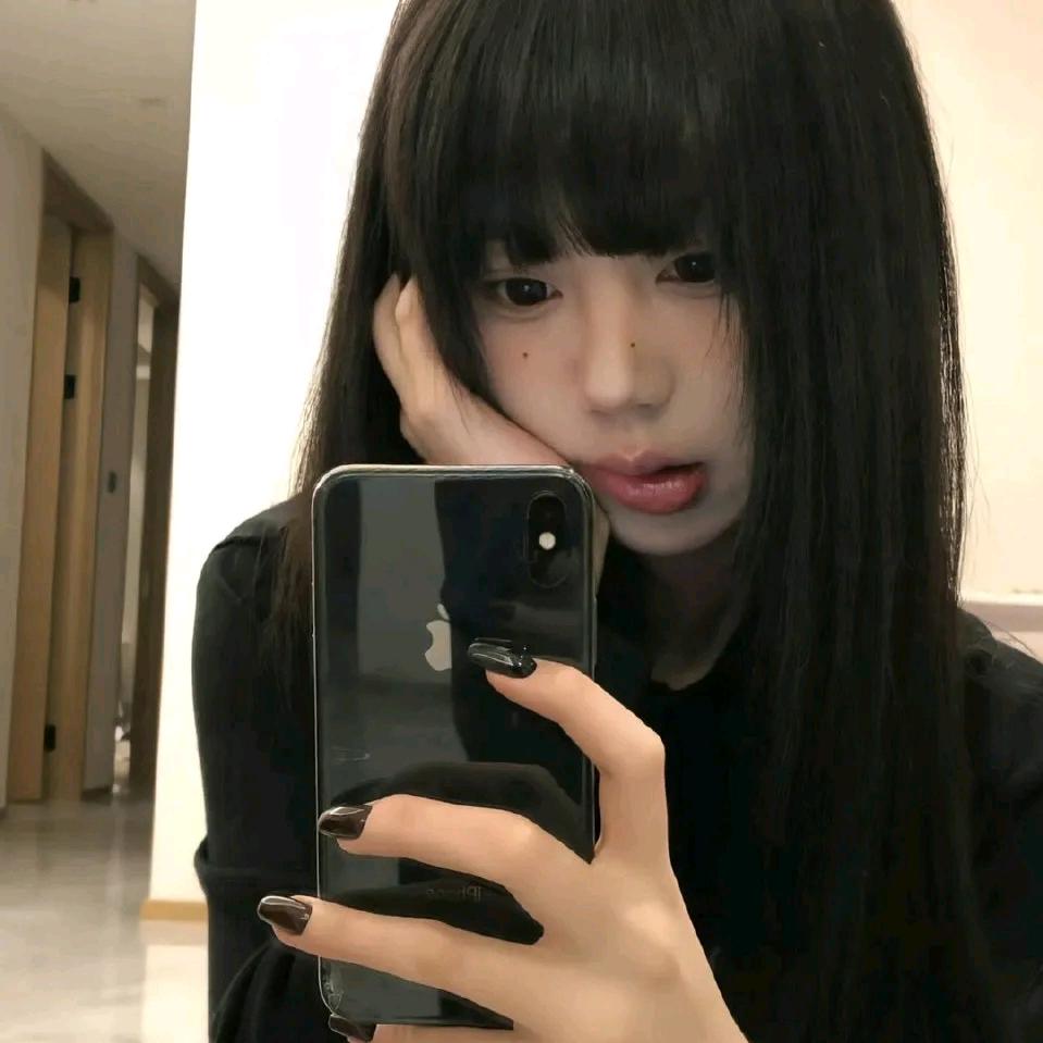 没洗澡很黏人头像