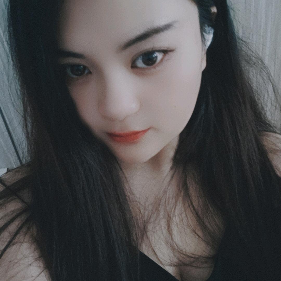 是小小呀