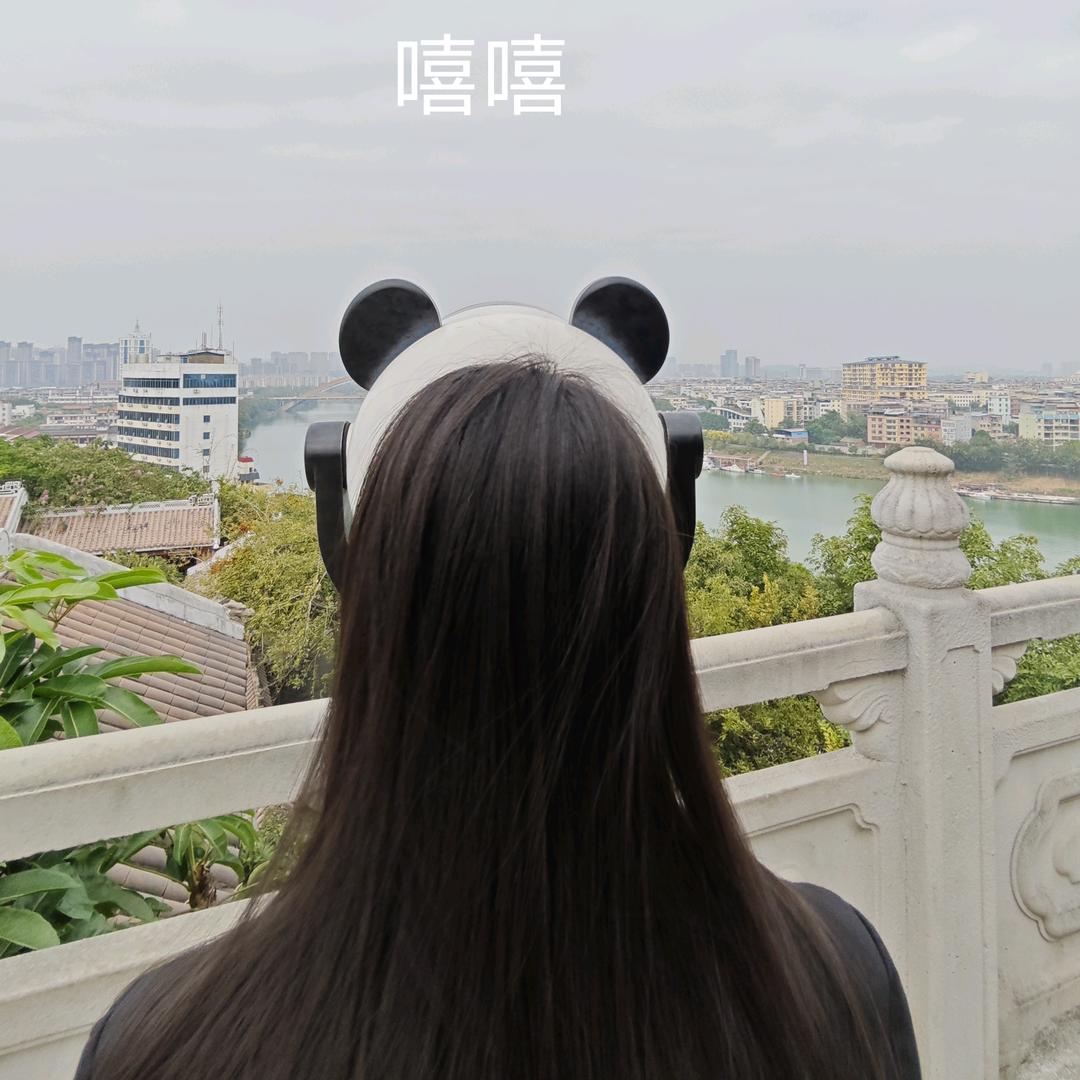大林小何学钓鱼