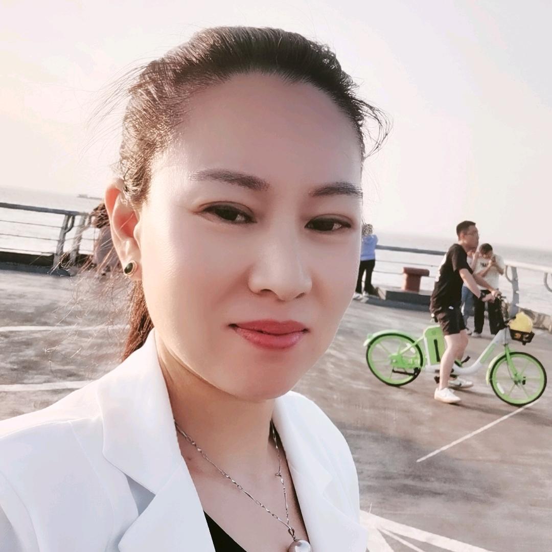 刘七妹(下午2:10.开播)
