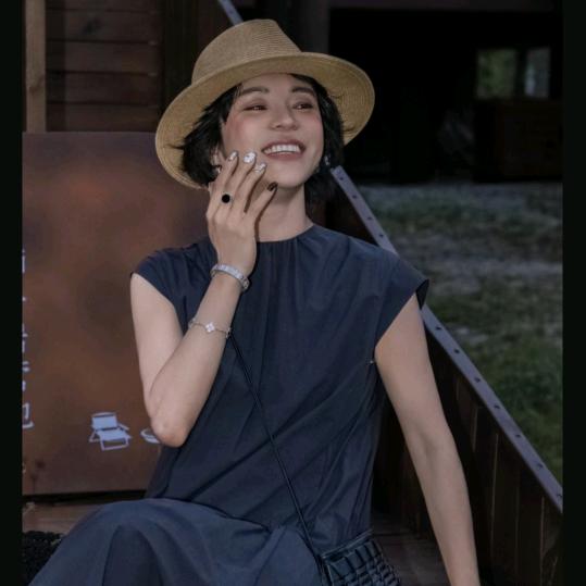 丽霞服装-直播穿搭返场