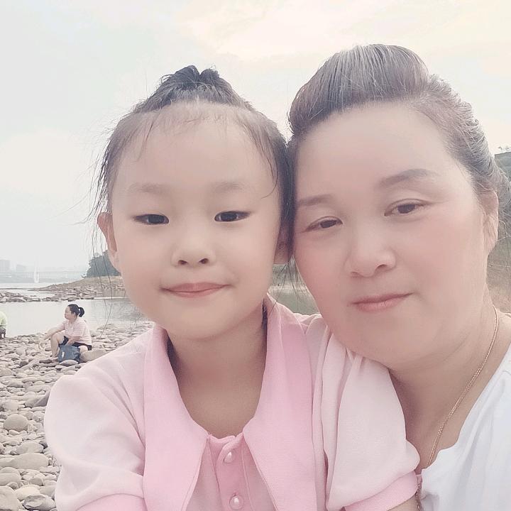 李梓涵奶奶75年的兔🐇