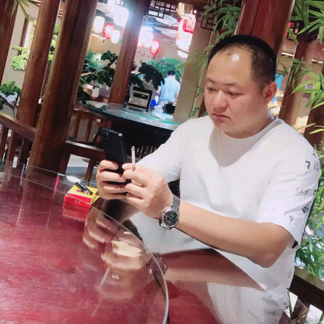 李磊