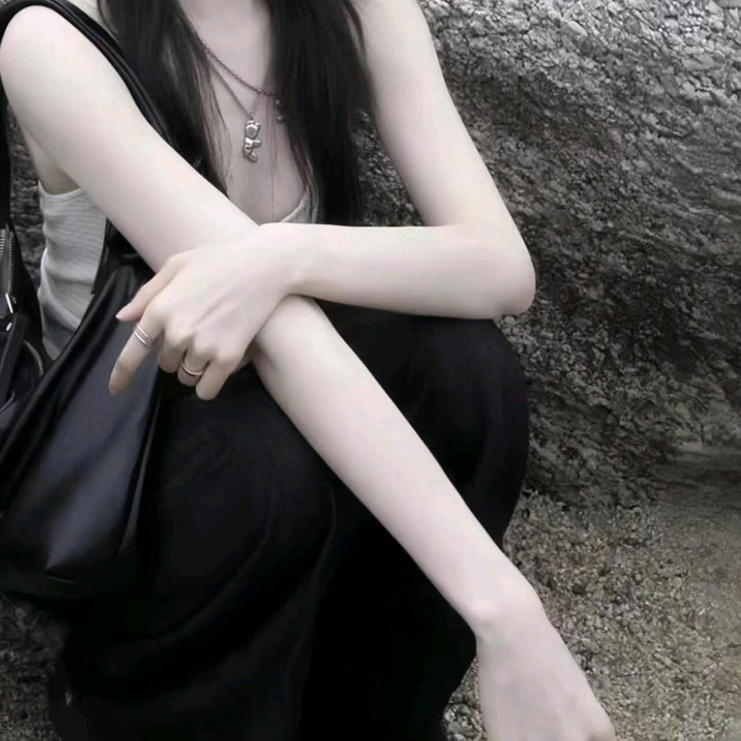 不说话是小哑巴