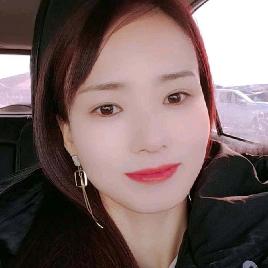 燕子在河北生产餐桌椅