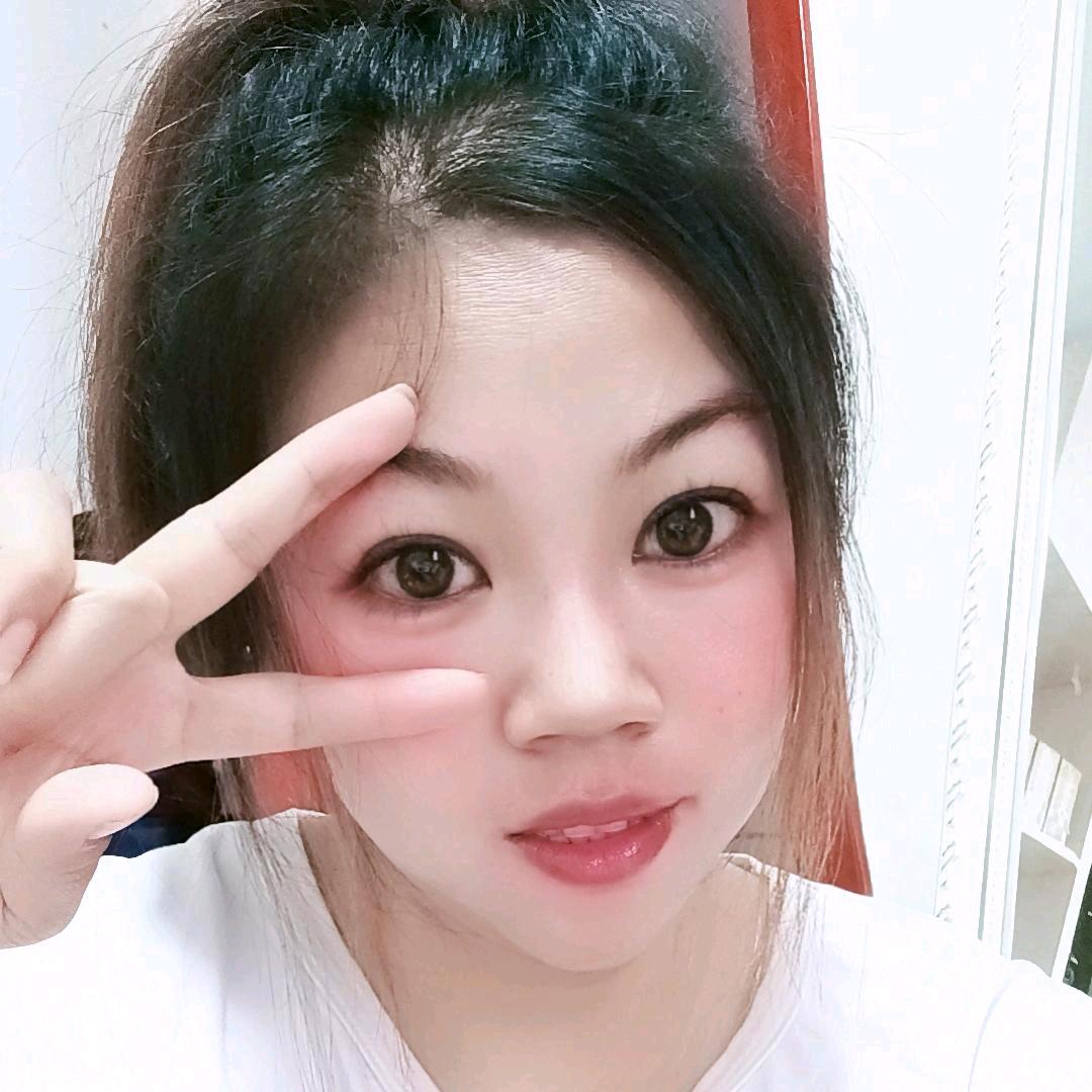 批发水泥沙砖头的小姐姐