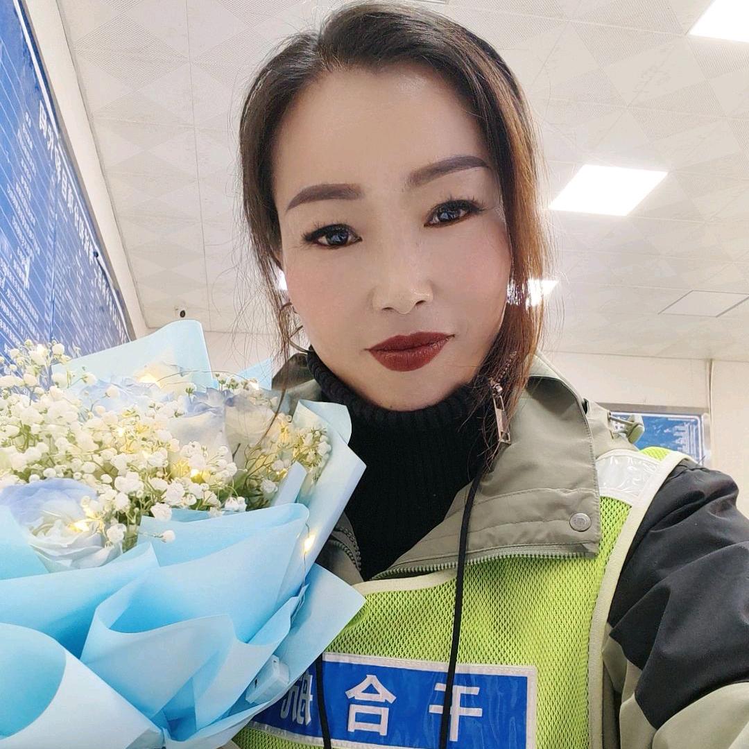 千合航城女子教练队：毛老师