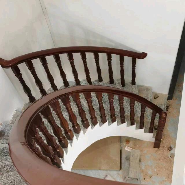 扶手老魏