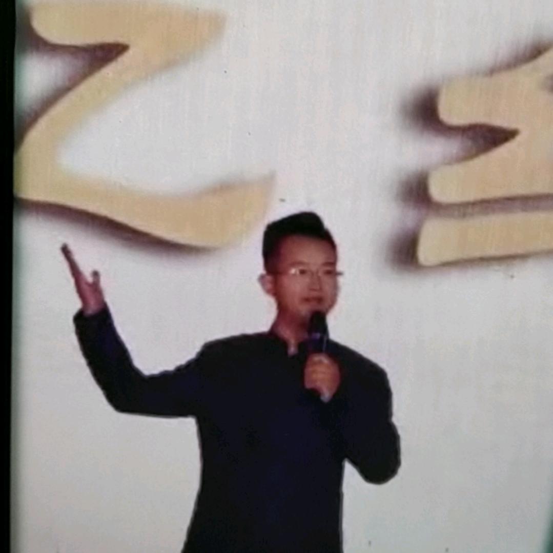 中名联国礼书法家  王晨