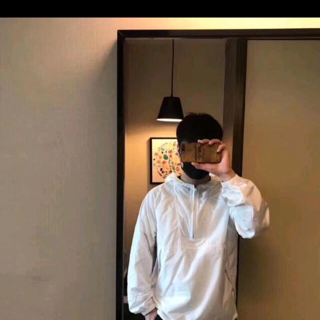 张小哥（满仓哥）