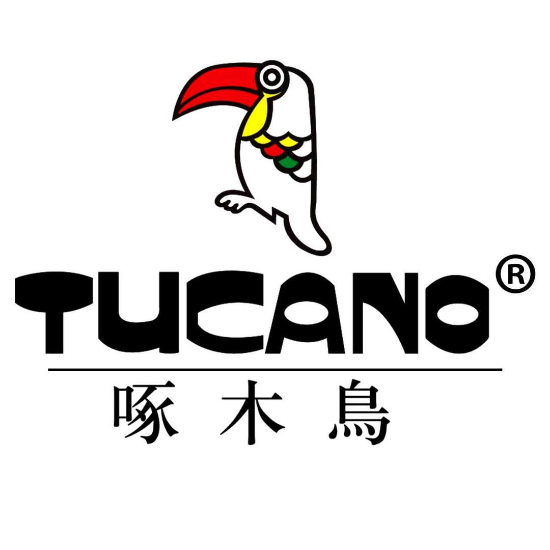 啄木鳥开建男装专卖店