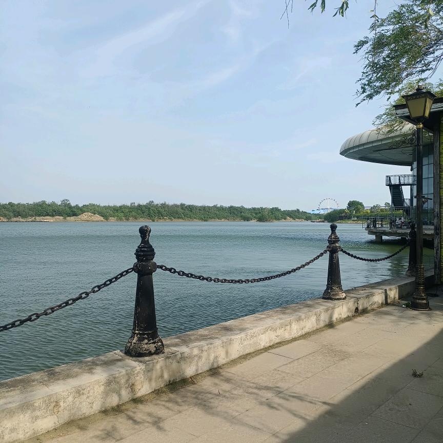 三哥，相伴一生