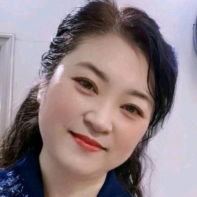 正阳维衣诺女装 虹姐