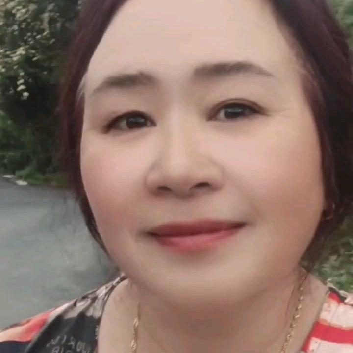月圆花好