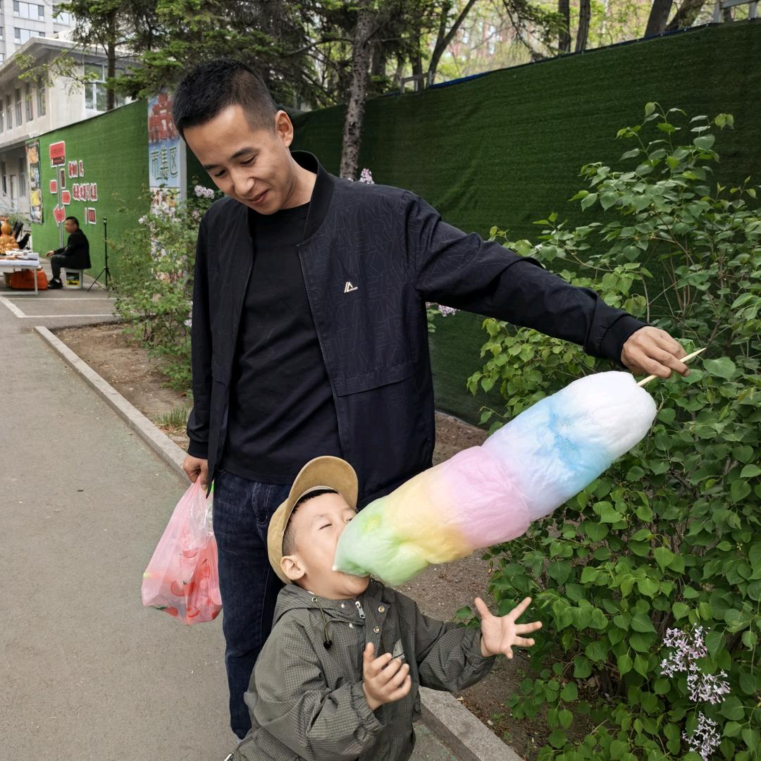 黢黑泽