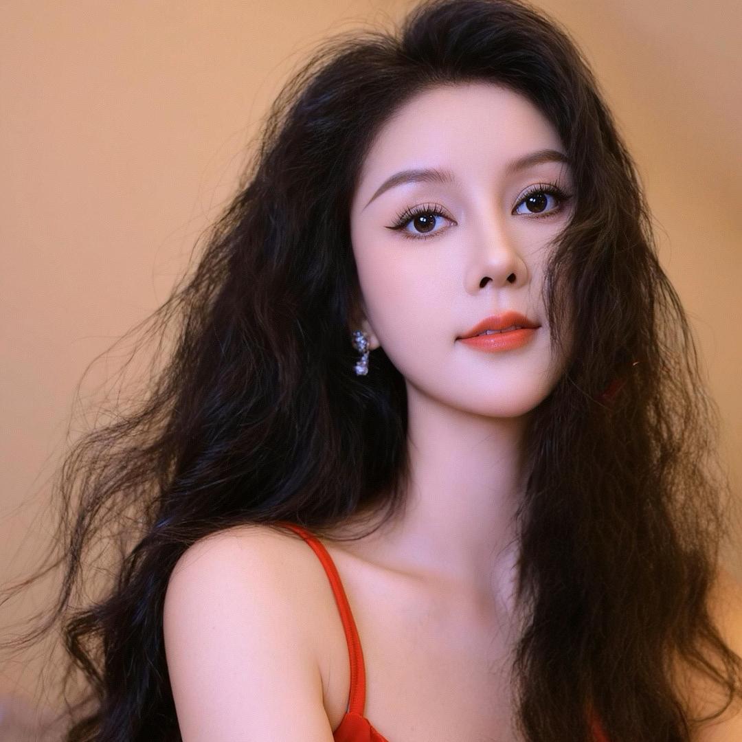 美羊羊.