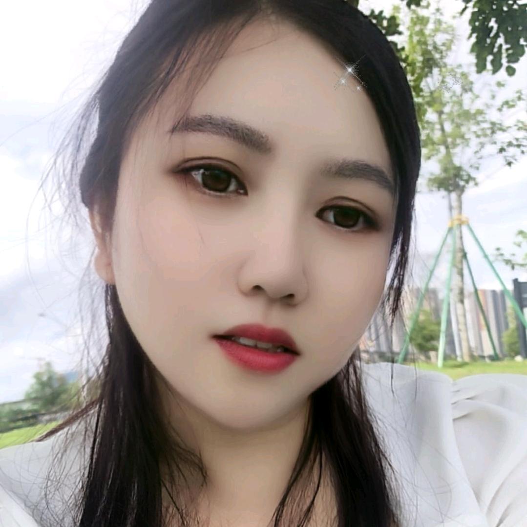 《英英》