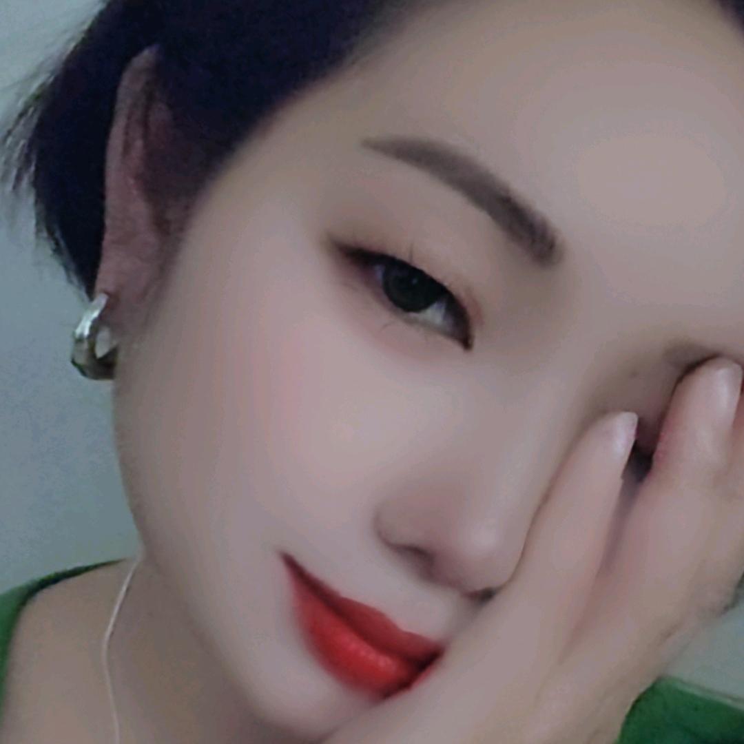 莹莹♥