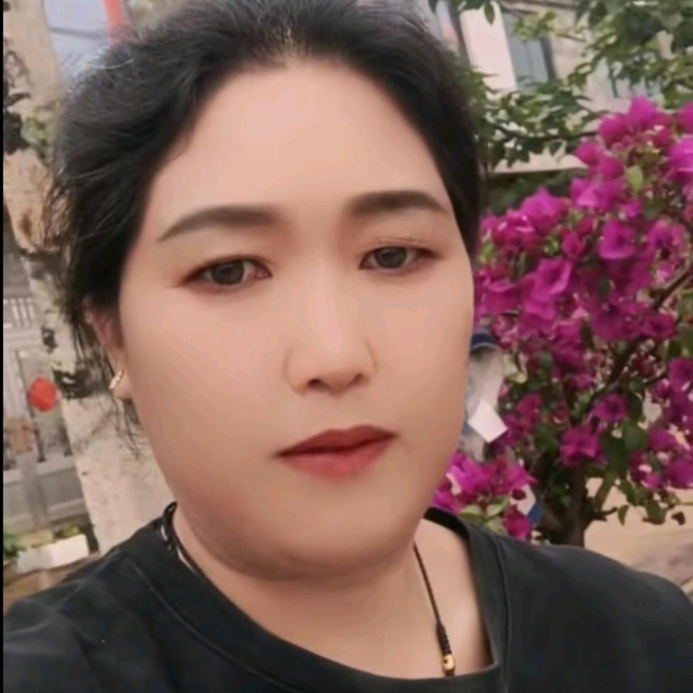 贵州姐晚上(9点10分)开播1