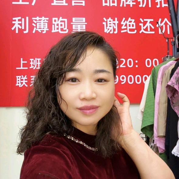 江岸秀儿女装3