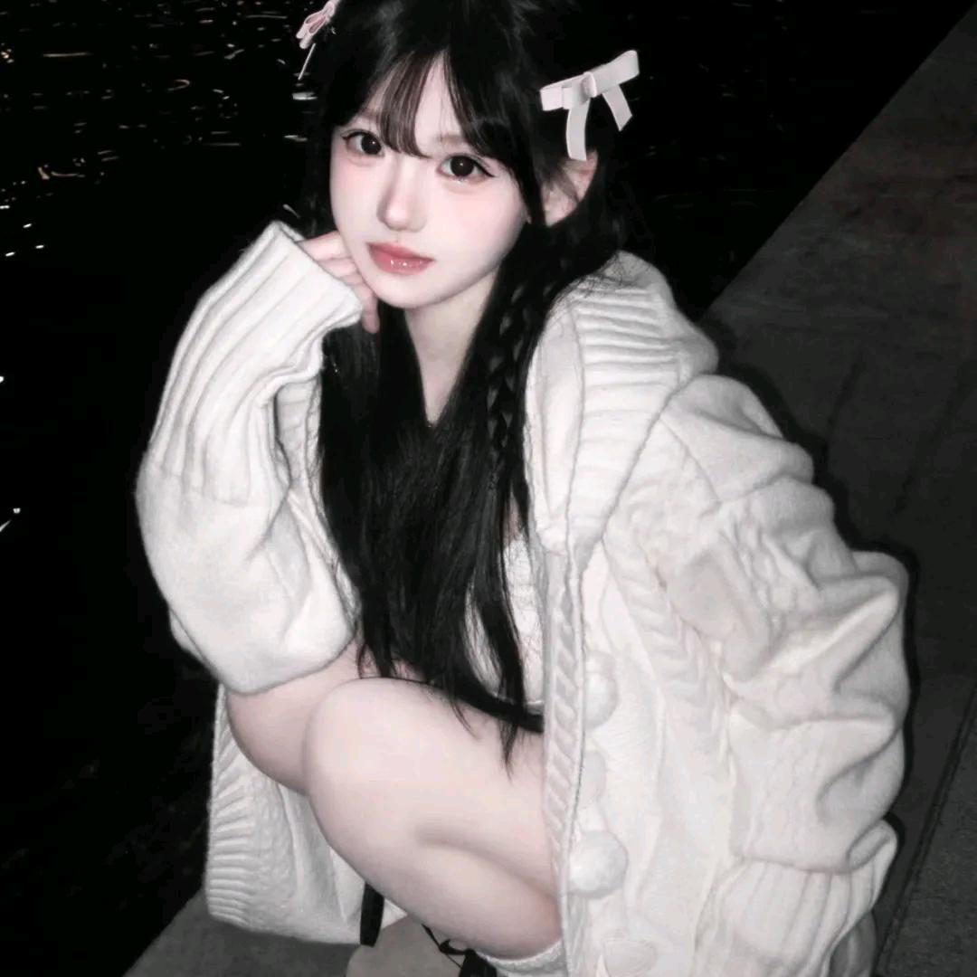 映水明明月头像