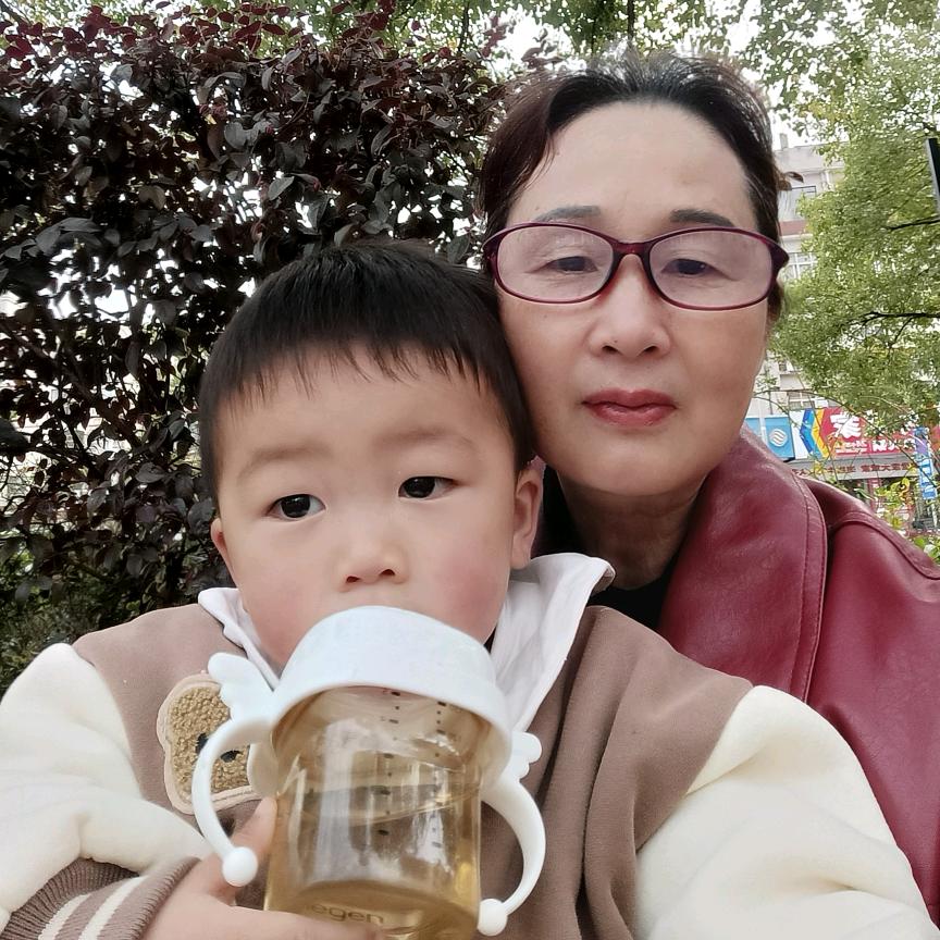 开开妈，🌹🌹囗琴伴我行🌹🌹