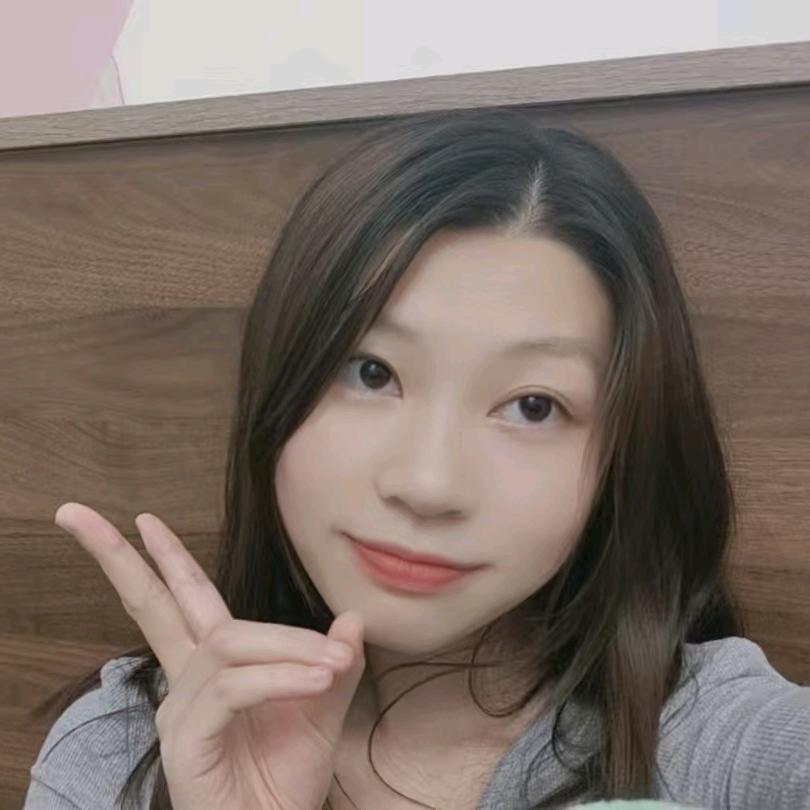 是玲玲吖