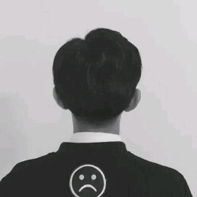失眠小e头像