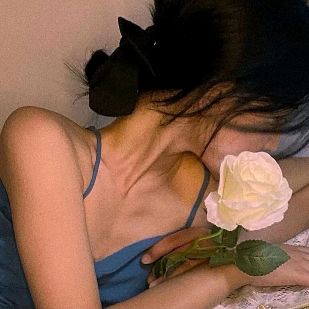 .，.