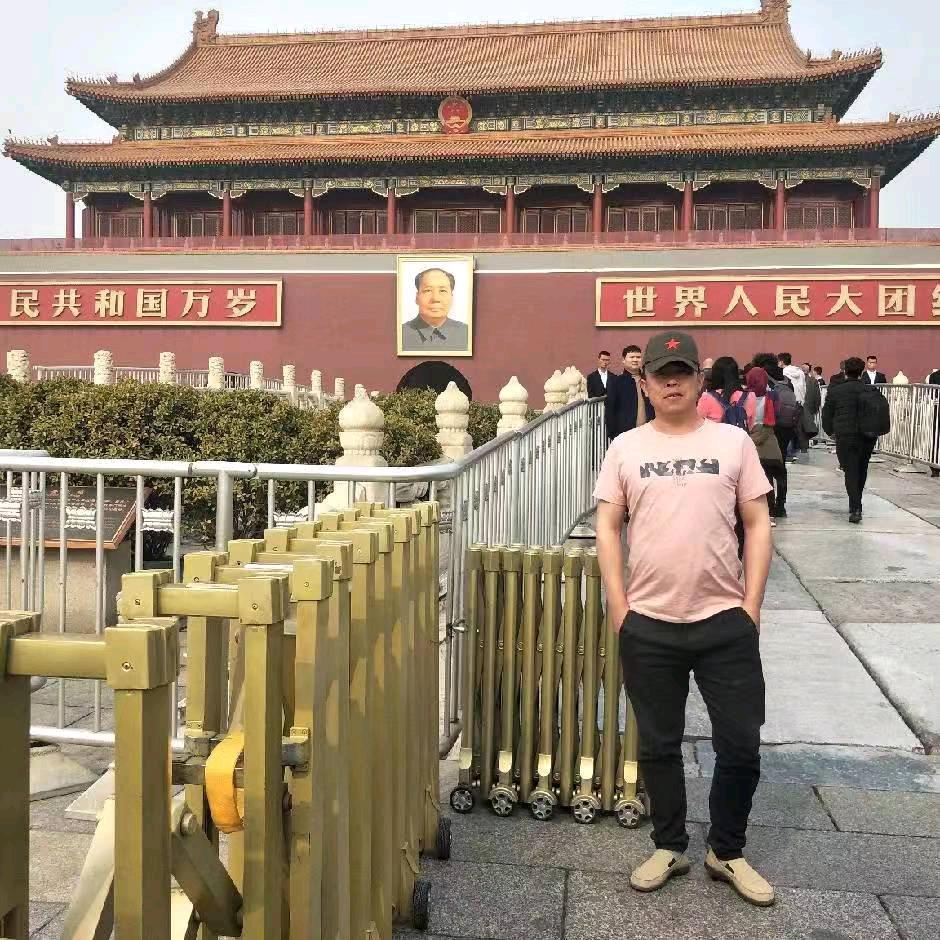 坤哥驾车 (