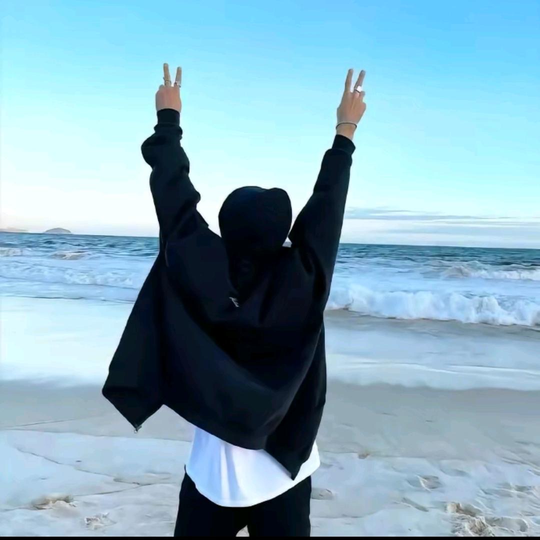 🤟ELIAUK