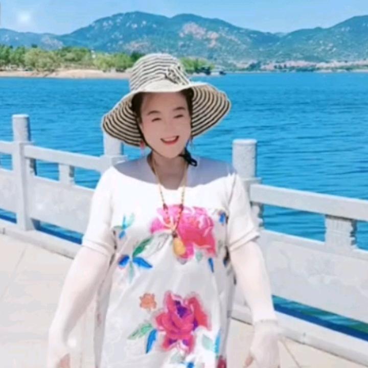文祖玲玲美容美发