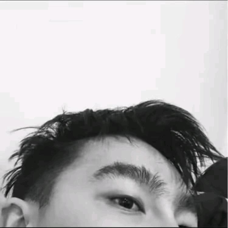 独 行 船