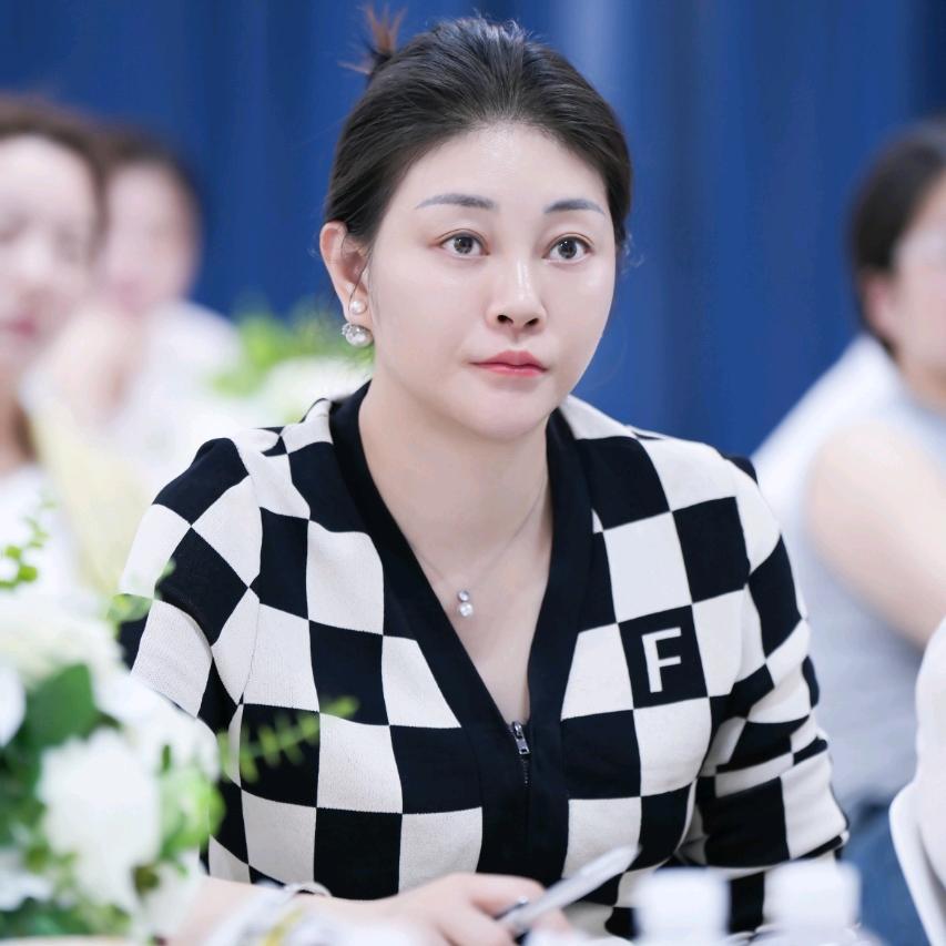 武汉宝妈负债创业不定时开播